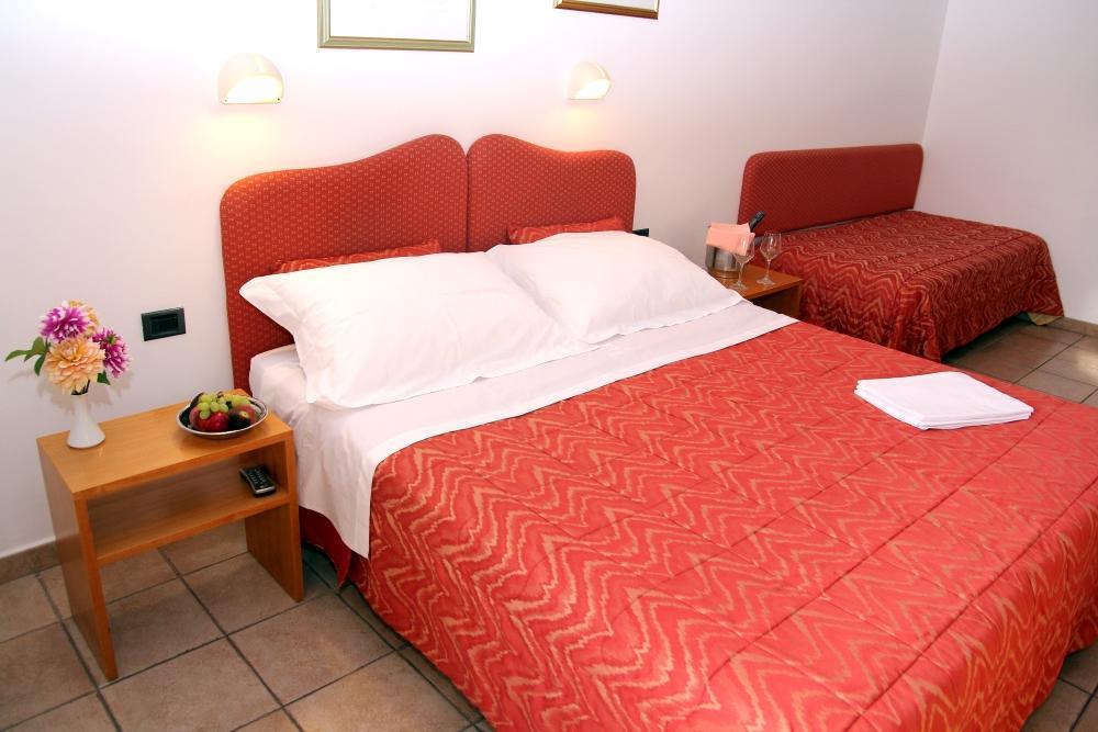 Family Hotel Como Rivisondoli Ngoại thất bức ảnh