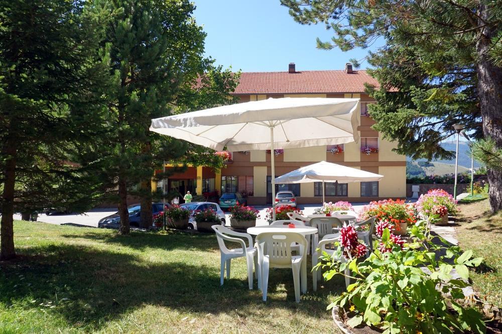 Family Hotel Como Rivisondoli Ngoại thất bức ảnh