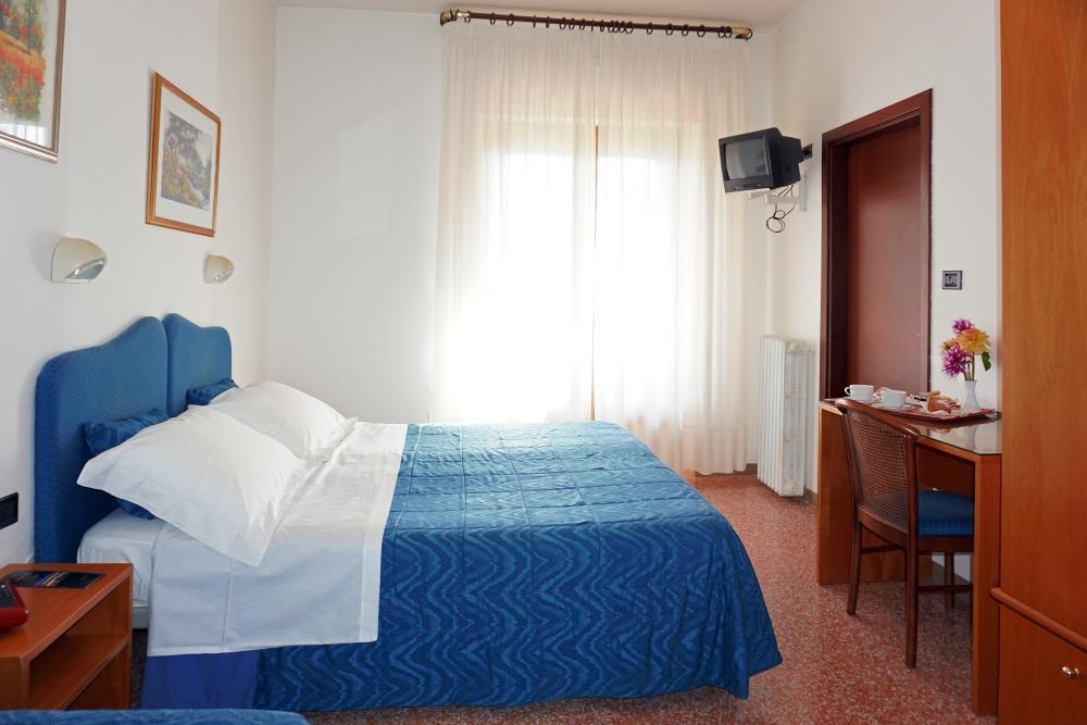 Family Hotel Como Rivisondoli Ngoại thất bức ảnh